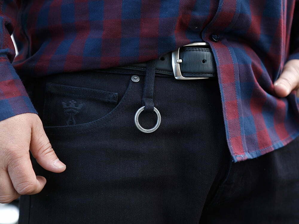 Pando Moto jeans ring detail
