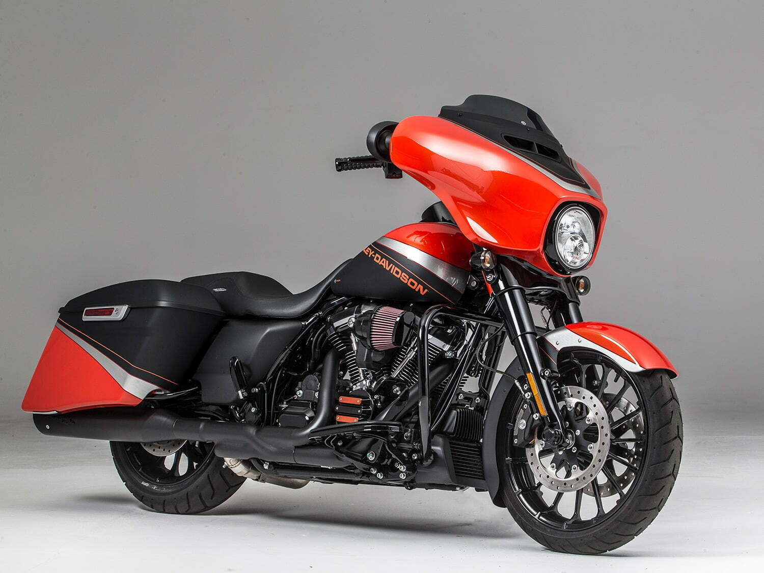 Custom 2019 Harley-Davidson Street Glide